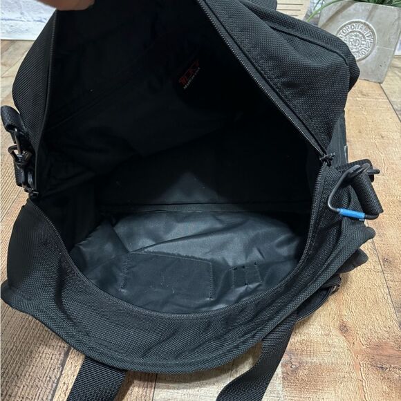 TUMI USA ALPHA BLACK BALLISTIC NYLON VINTAGE MESSENGER BRIEFCASE BAG - Picture 12 of 14